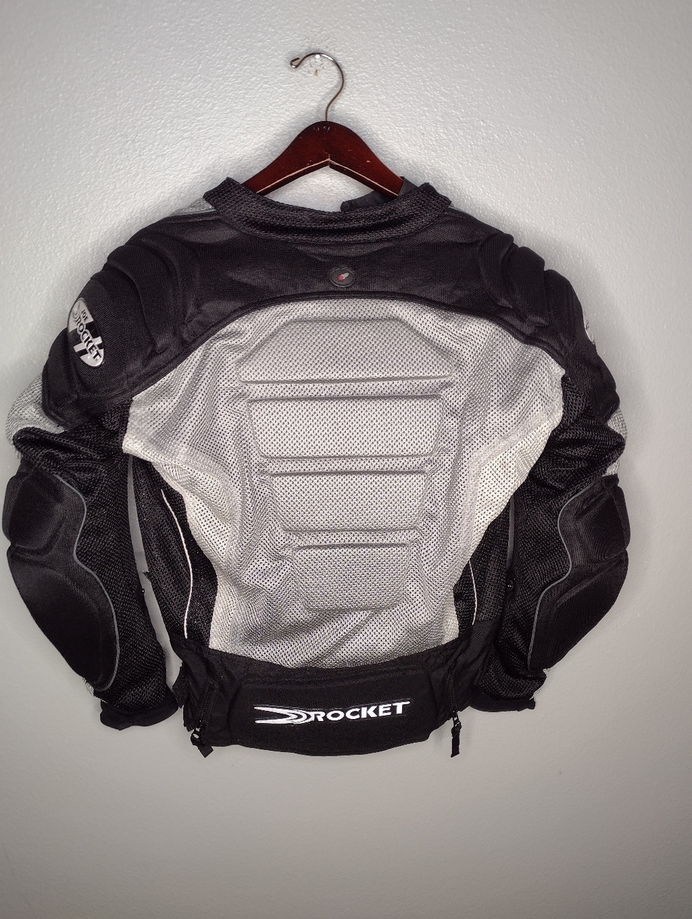 Jacket - Picture 5 of 9